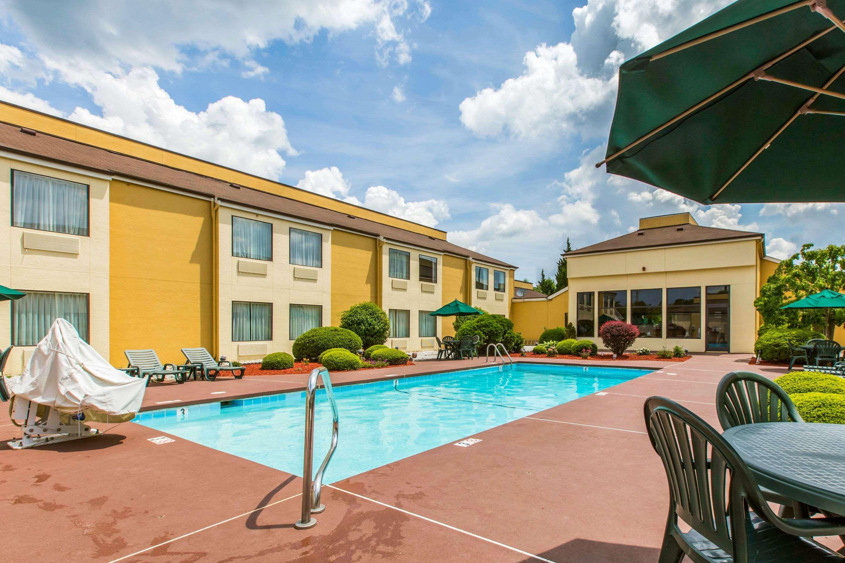 Quality Inn West Of Asheville Κάντον Εξωτερικό φωτογραφία